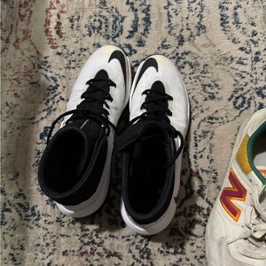 Nike Black and White Athletic Shoes